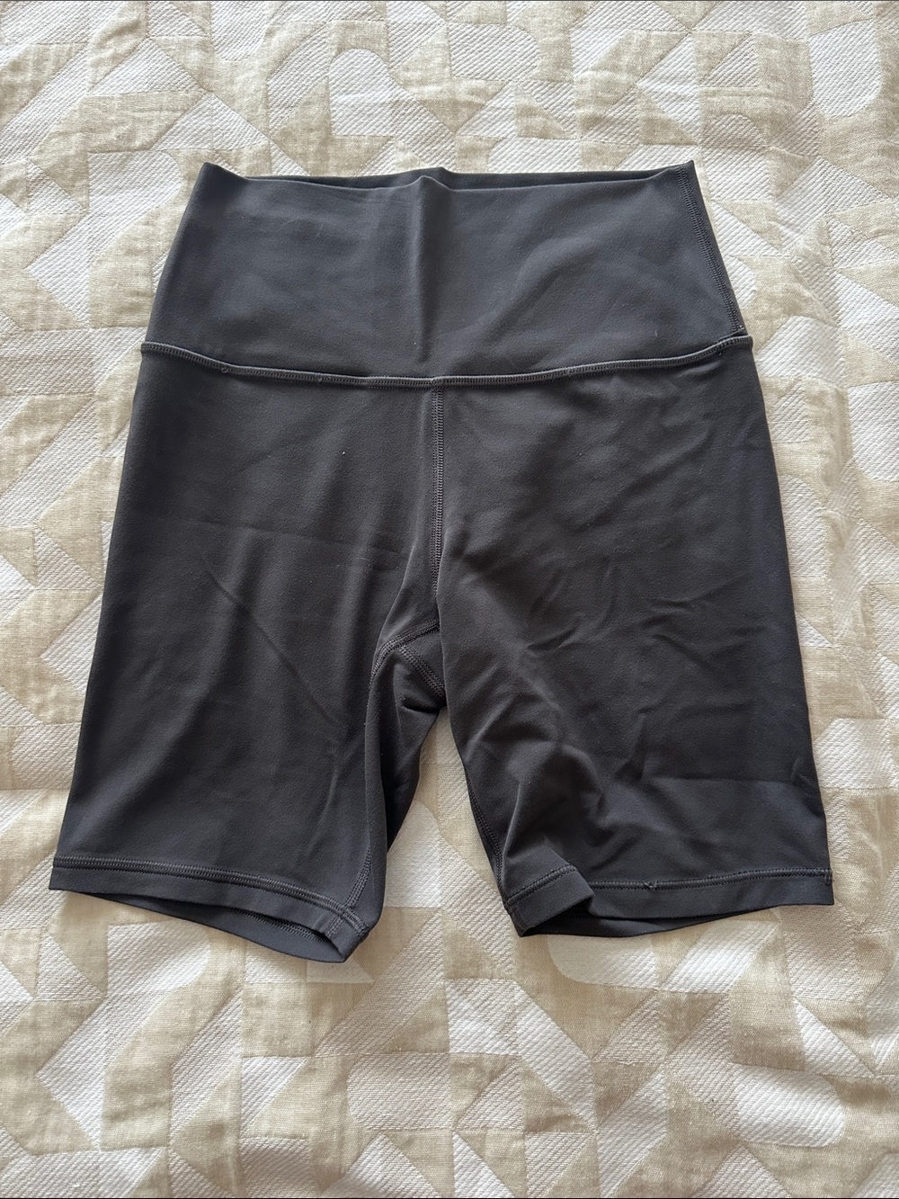 Athleta Transcend 7” Short